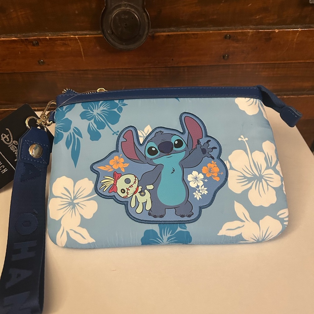 Disney Box Lunch Stitch and Scrump Floral Wristlet - NWT